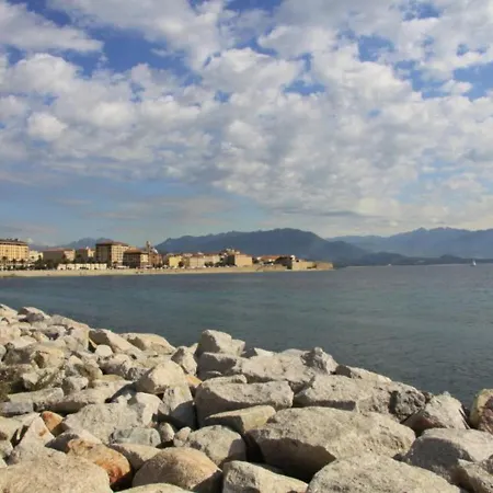 Studio Ajaccio, 1 Piece, 2 Personnes - Fr-1-61-523