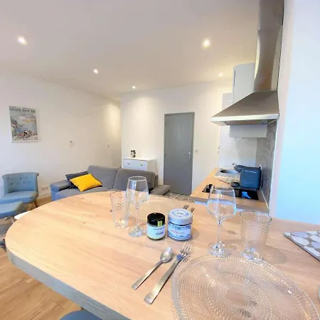 Studio Ajaccio, 1 Piece, 2 Personnes - Fr-1-61-523